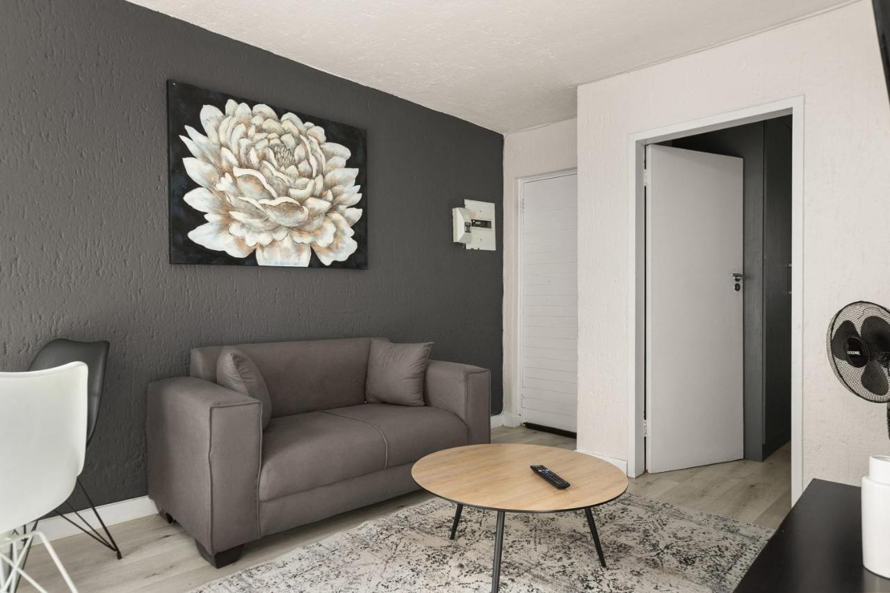 Marley On Katherine Apartment โจฮันเนสเบิร์ก ภายนอก รูปภาพ