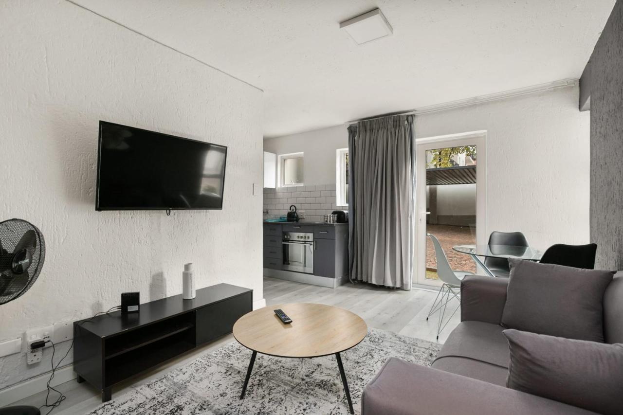 Marley On Katherine Apartment โจฮันเนสเบิร์ก ภายนอก รูปภาพ